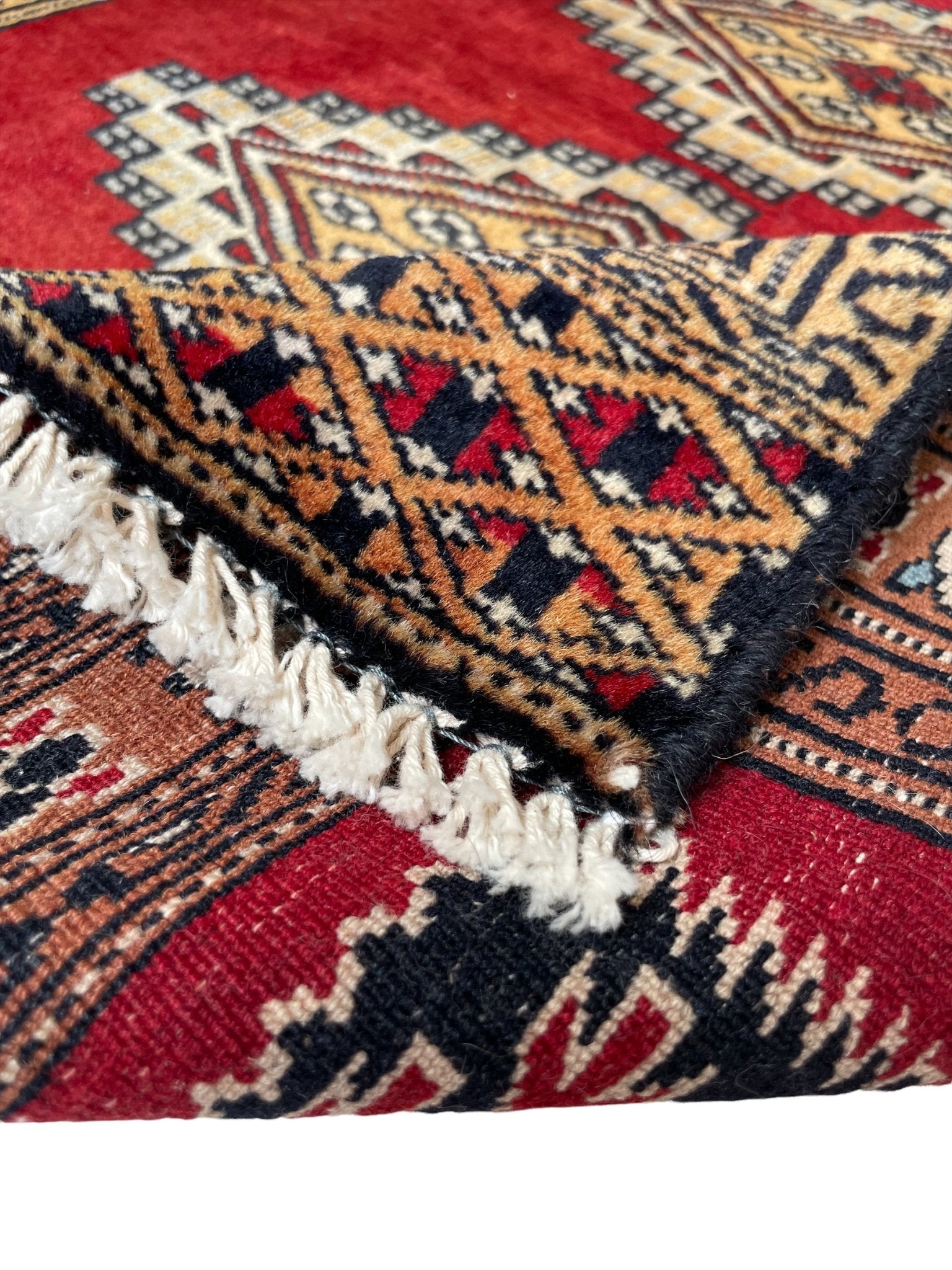 ISHQ 100% Wool Handmade Prayer Rug by Asrār Collection